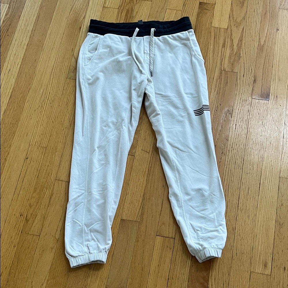 Vuori White Jogger Pants with Black Accents